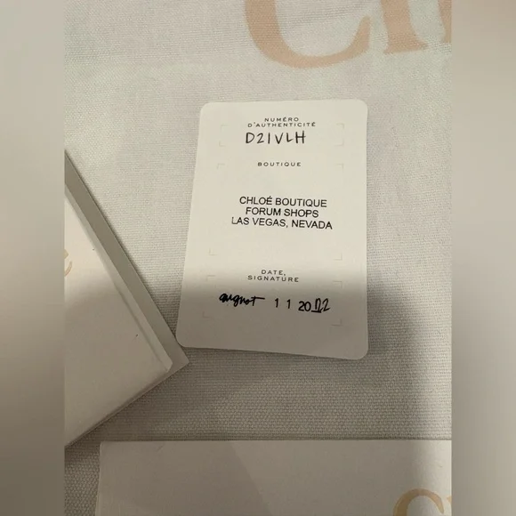 CHLOE
Marcie Medium, Motty Grey Suede - Picture 4 of 16